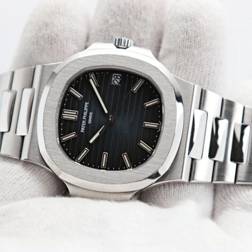 PATEK PHILIPPE NAUTILUS 5711/1A-010 IN STAINLESS STEEL BLUE DIAL