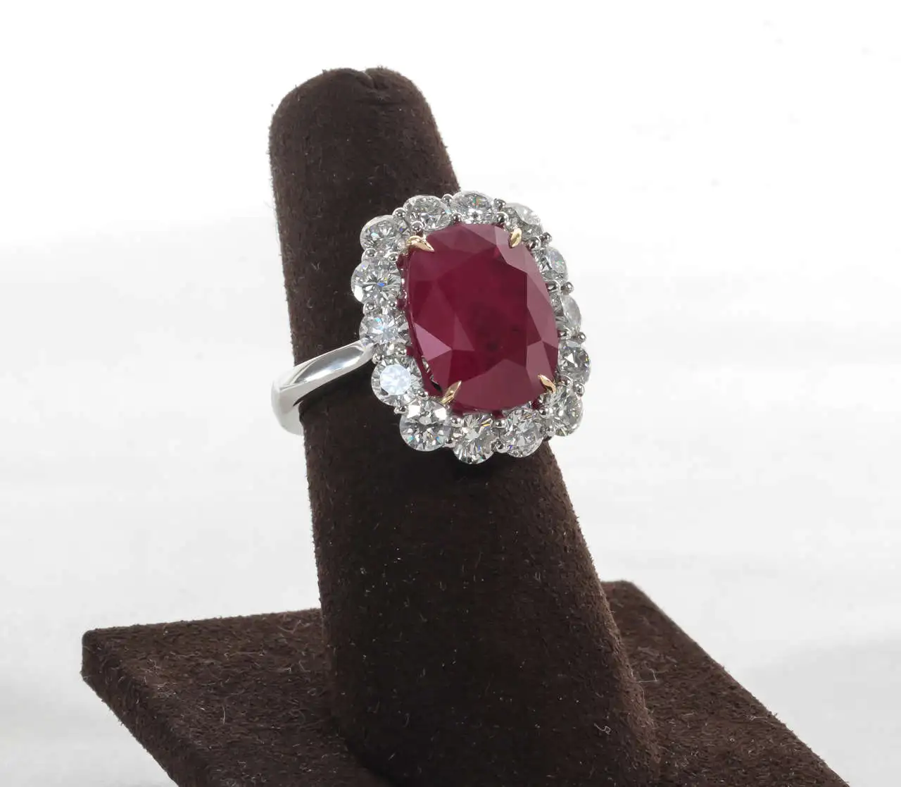 10-Carat-Burma-Ruby-Diamond-Ring-Rare-2.webp