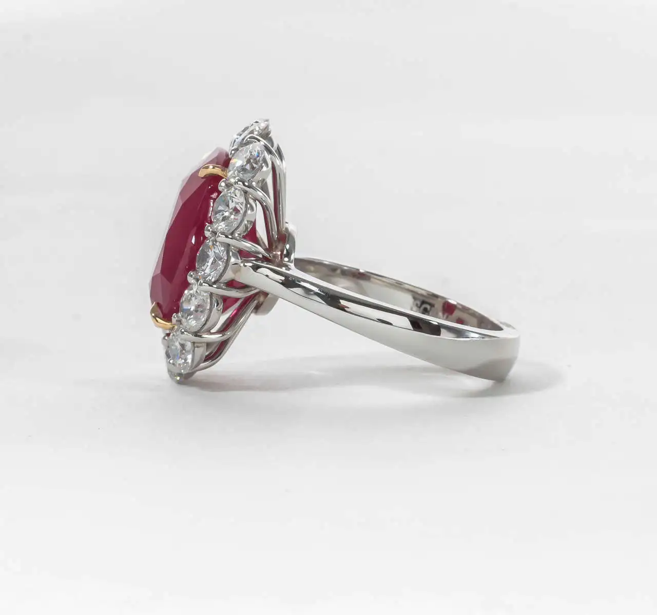 10-Carat-Burma-Ruby-Diamond-Ring-Rare-5.webp