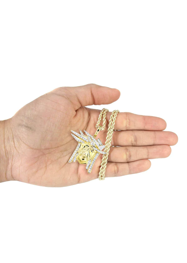 10K-Yellow-Gold-Jesus-Diamond-Necklace-5.webp