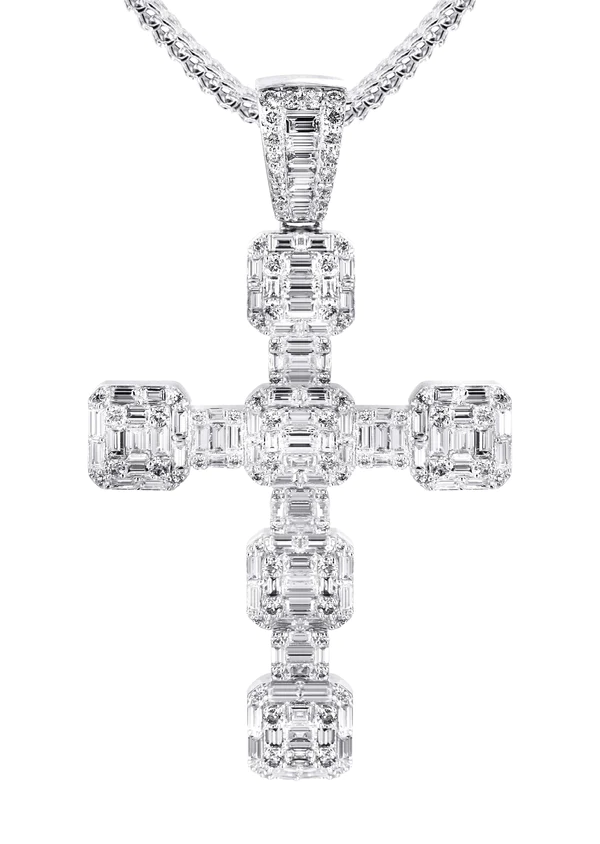 14K-White-Gold-Diamond-Cross-Necklace-2-12.webp