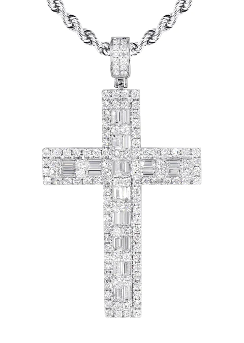 14K-White-Gold-Diamond-Cross-Necklace-2-16.webp