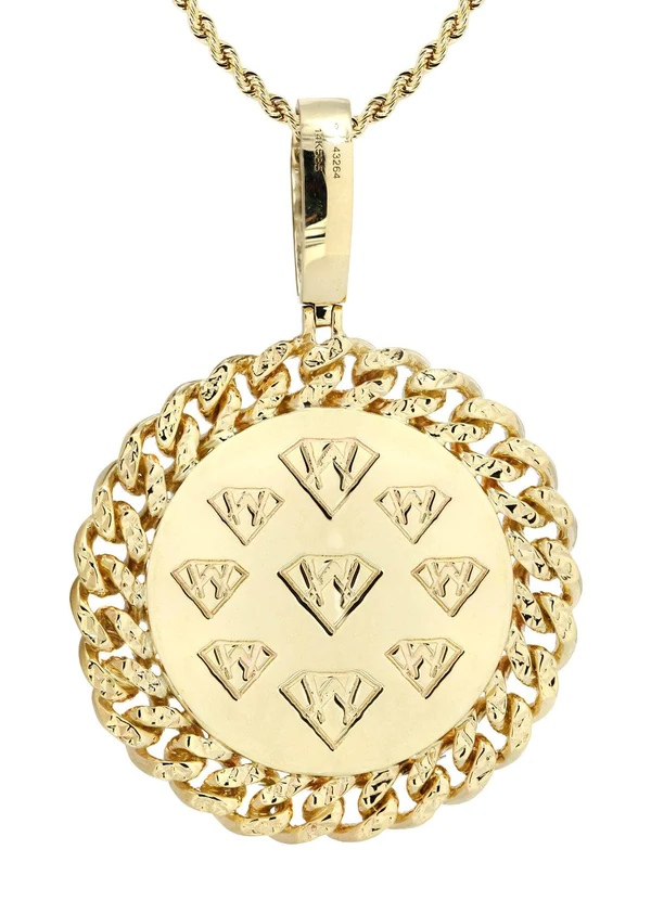 14K-Yellow-Gold-Circle-Diamond-Necklace-Diamond-Necklace-3.webp