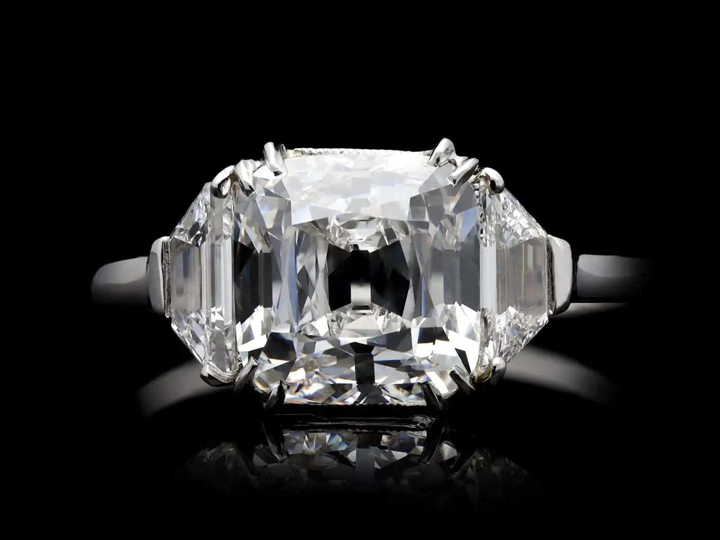 1930s-English-Art-Deco-old-mine-diamond-solitaire-ring-5.webp