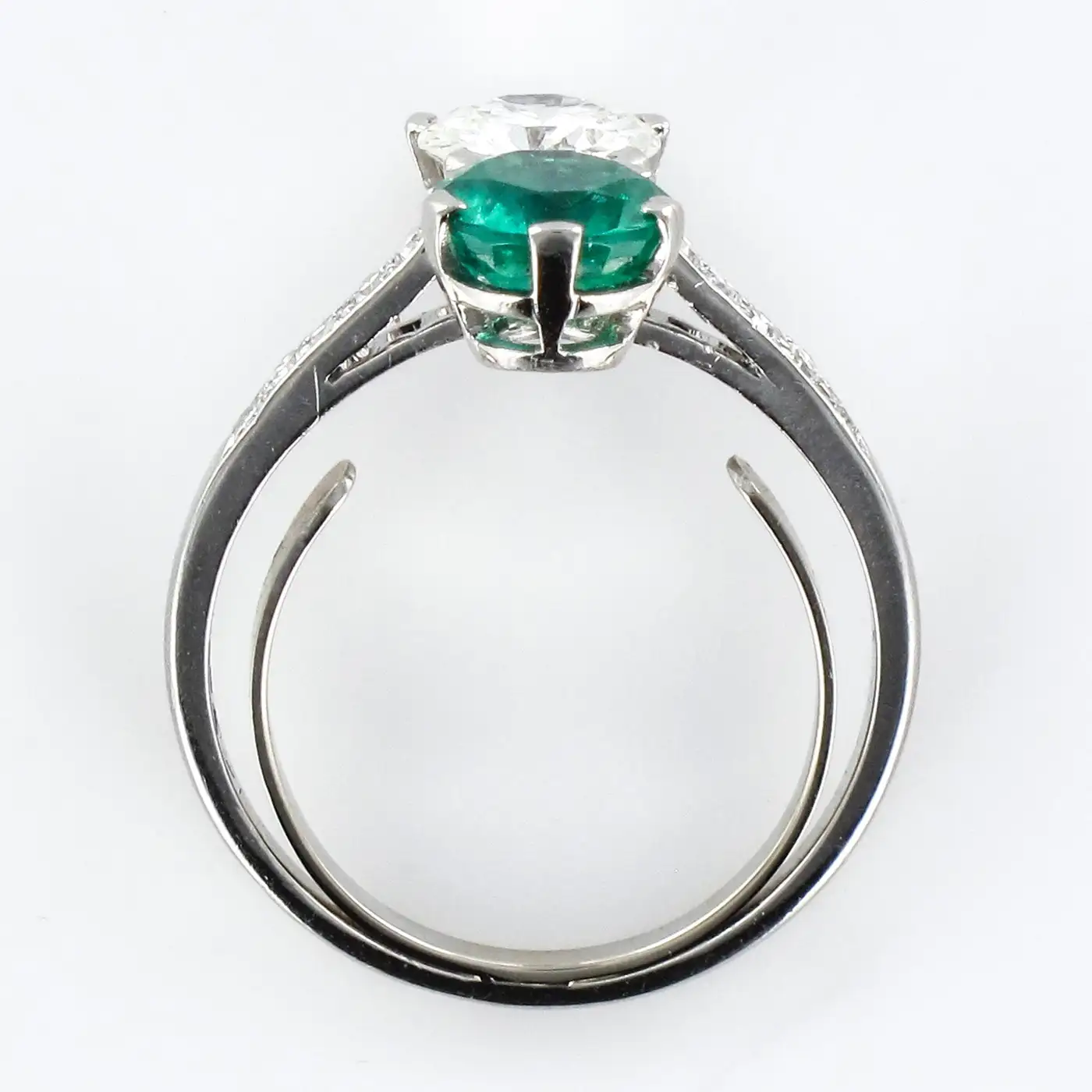 1930s-French-Platinum-Art-Deco-Emerald-Diamond-You-and-Me-Ring-8.webp