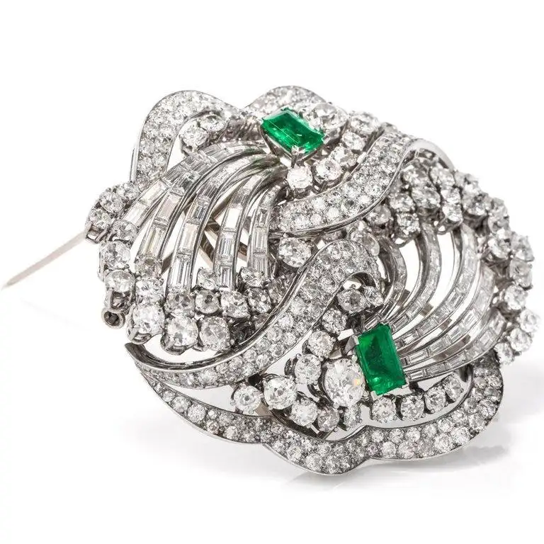 1960s-Boucheron-Paris-Emerald-Diamond-Platinum-Double-Clip-Brooch-Pin-4.webp