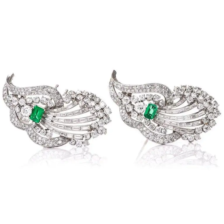 1960s-Boucheron-Paris-Emerald-Diamond-Platinum-Double-Clip-Brooch-Pin-6.webp