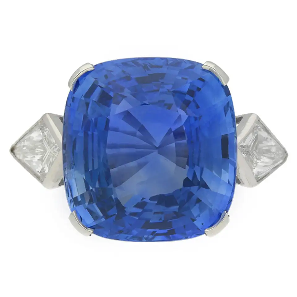 20.13-Carats-Natural-Unenhanced-Ceylon-Sapphire-Diamond-Platinum-Ring-1.webp