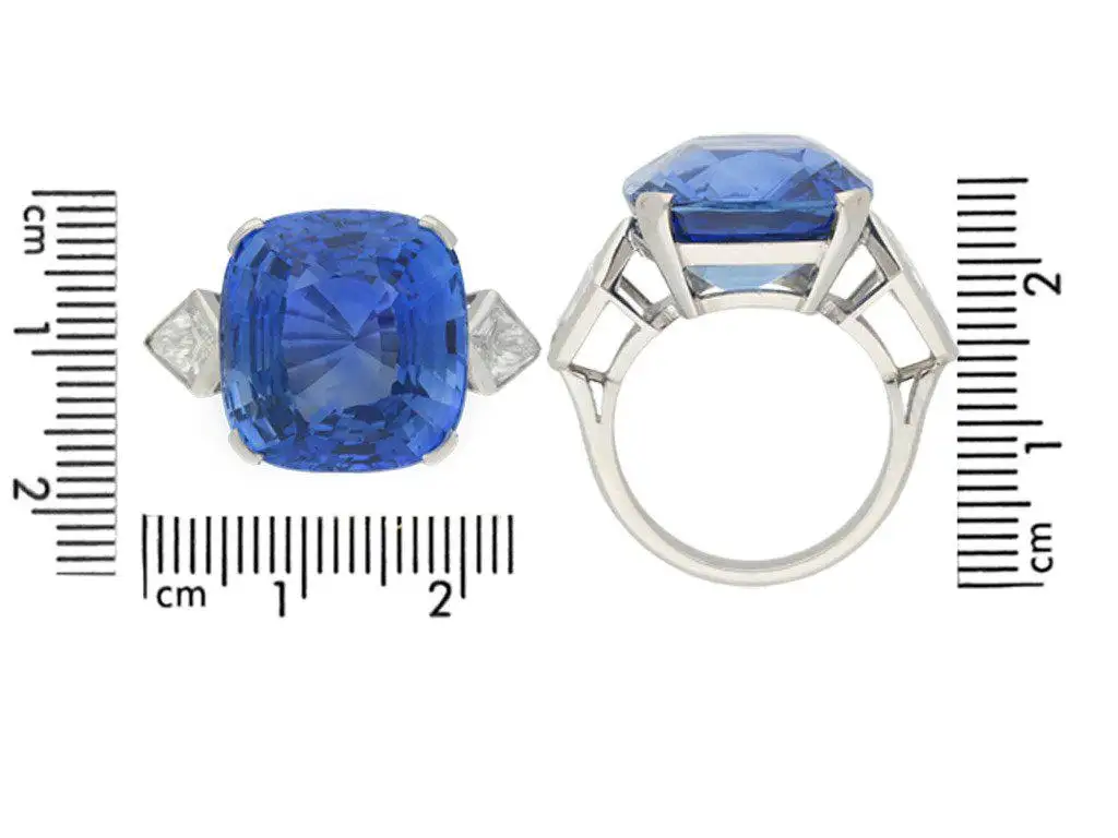 20.13-Carats-Natural-Unenhanced-Ceylon-Sapphire-Diamond-Platinum-Ring-4.webp