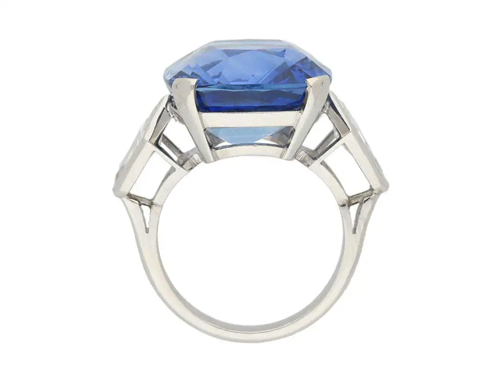 20.13-Carats-Natural-Unenhanced-Ceylon-Sapphire-Diamond-Platinum-Ring-5.webp