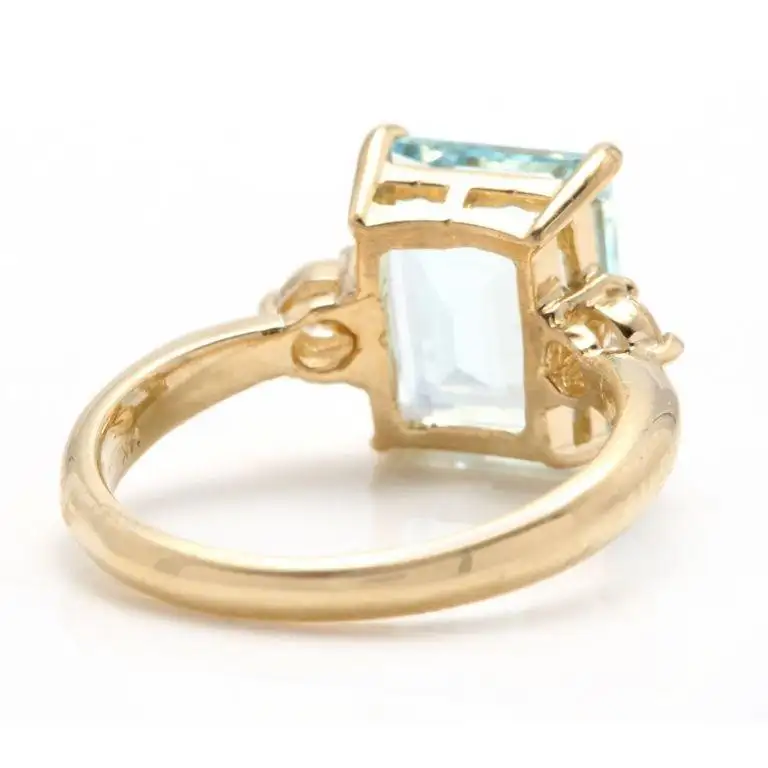 3.28-Carat-Impressive-Natural-Aquamarine-and-Diamond-14-Karat-Yellow-Gold-Ring-5.webp