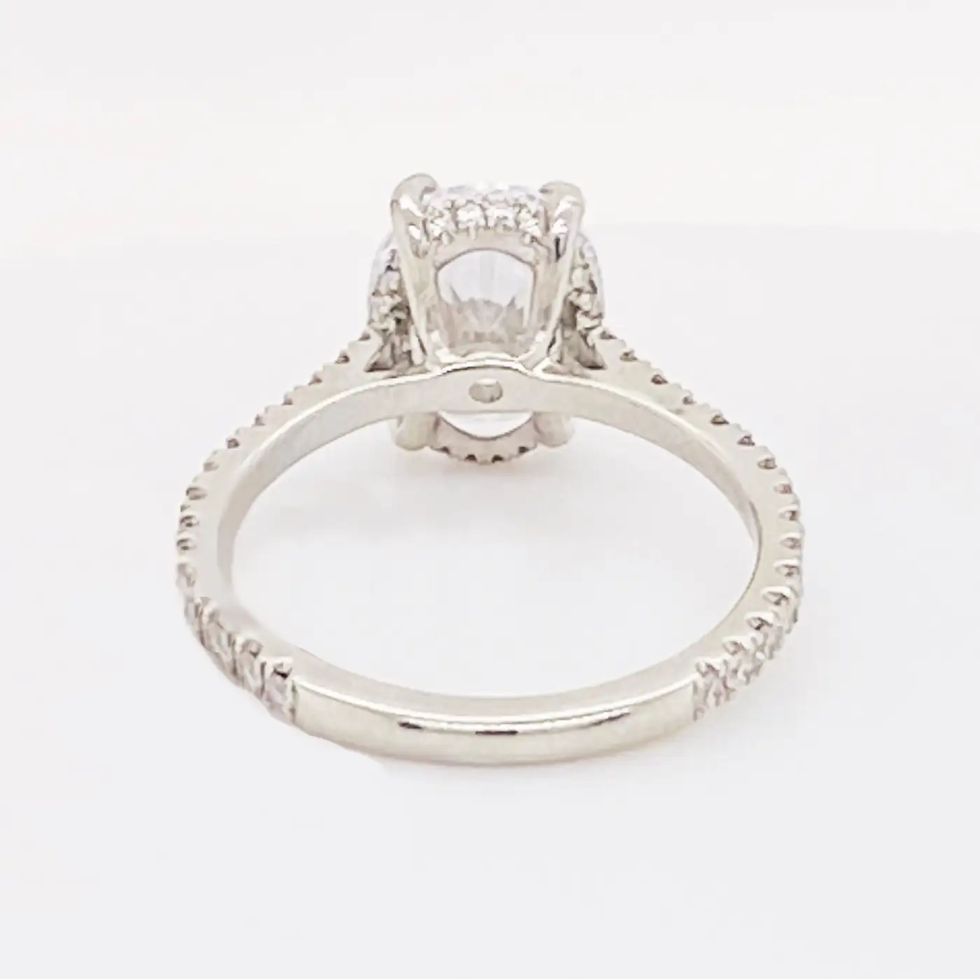 3.50-Carat-Oval-Diamond-Engagement-Ring-Diamonds-on-Band-19-Karat-Gold-5.webp