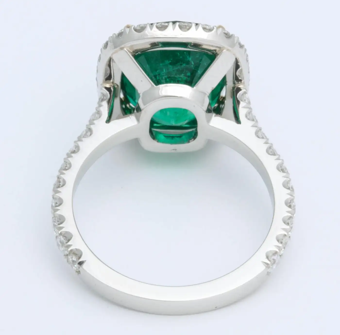 5-Carat-Green-Emerald-Cushion-Cut-Diamond-Halo-Ring-GIA-Certified-No-Oil-4.webp