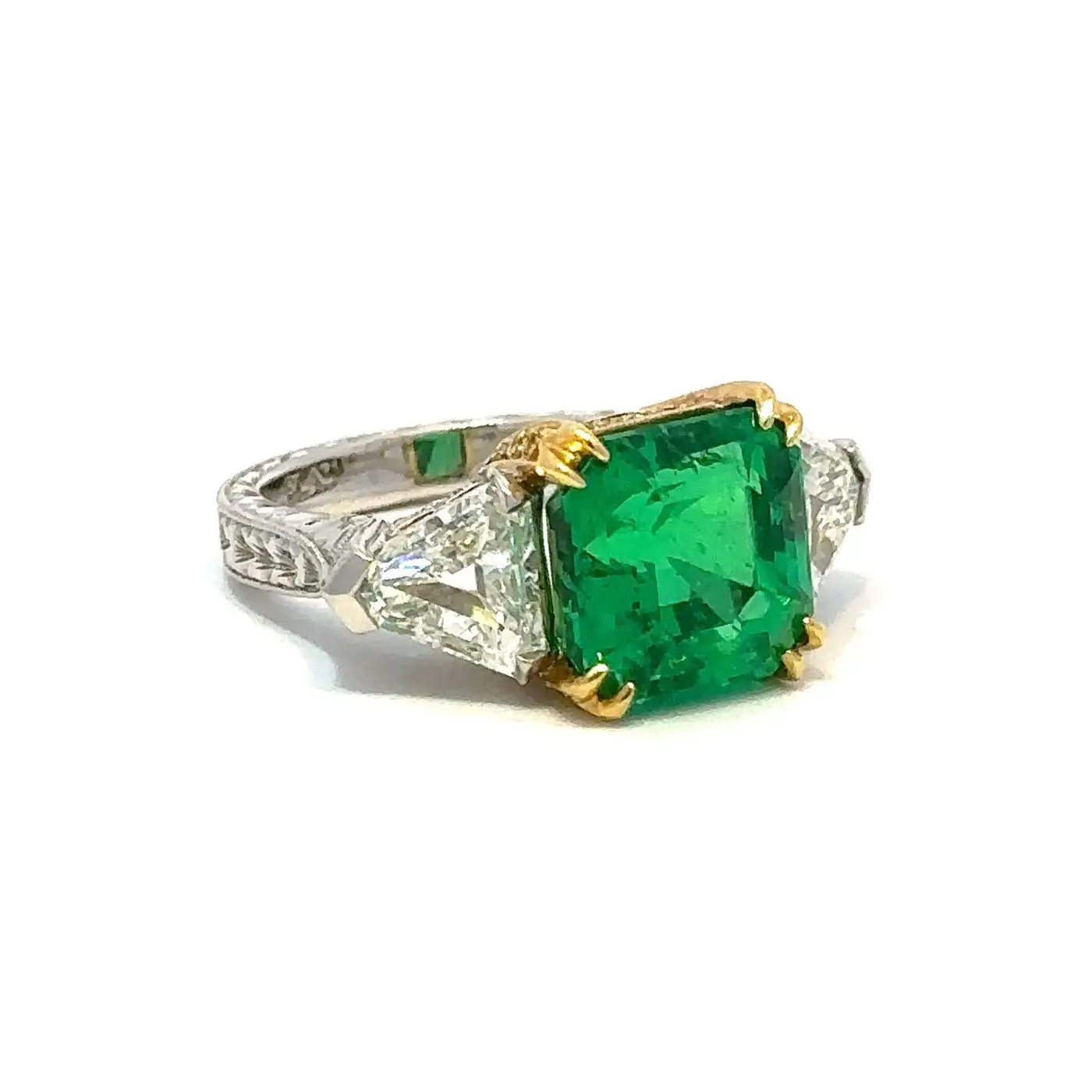 6.18-Carat-AGLAGTA-Certified-Colombian-Emerald-and-Diamond-Ring-3.webp