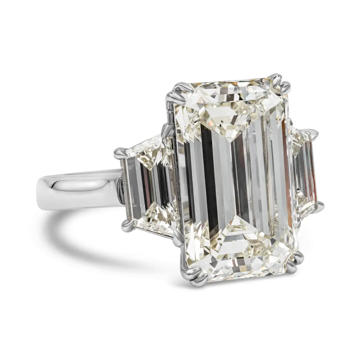 8.96-Carat-Emerald-Cut-Diamond-Three-Stone-Engagement-Ring-GIA-Certified-7.webp