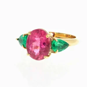 AJD Elegant Glittering 2.7 Carat Tourmaline & Emerald 18 Kt Yellow Gold Ring