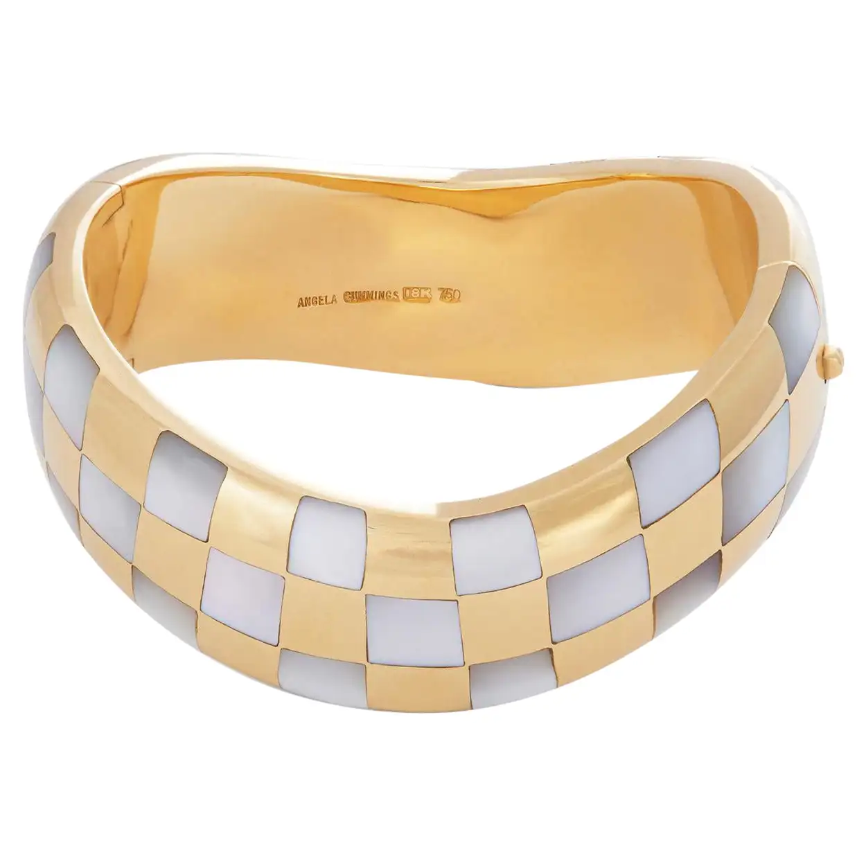 Angela-Cummings-Gold-and-Mother-or-Pearl-Bangle-1.webp