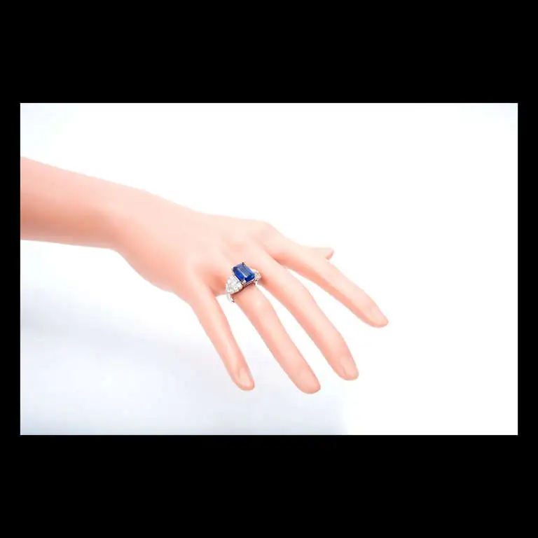 Art-Deco-5.28-Carat-Emerald-Cut-Sapphire-Diamond-Platinum-Engagement-Ring-1.webp
