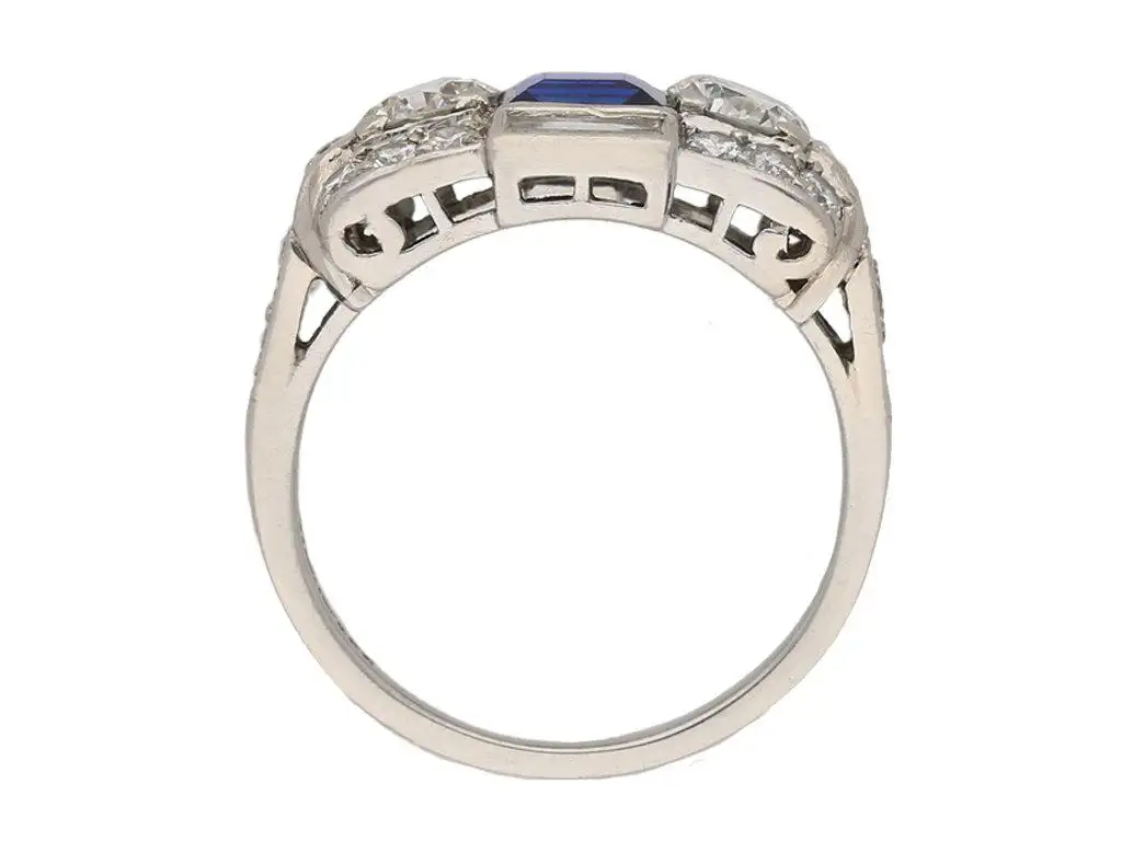 Art-Deco-Sapphire-Diamond-Ring-Tiffany-Co-4.webp