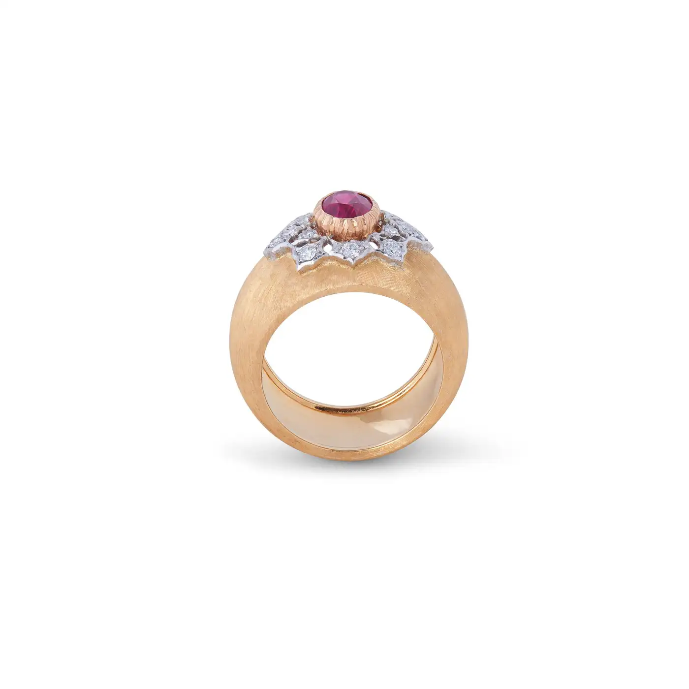 Buccellati-Ruby-and-Diamond-Premium-Band-Ring-3.webp