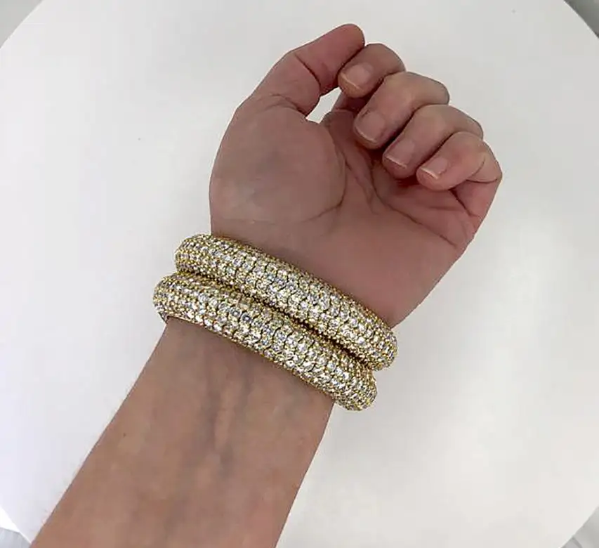 Bulgari-Diamond-Flexible-Bracelet-3.webp