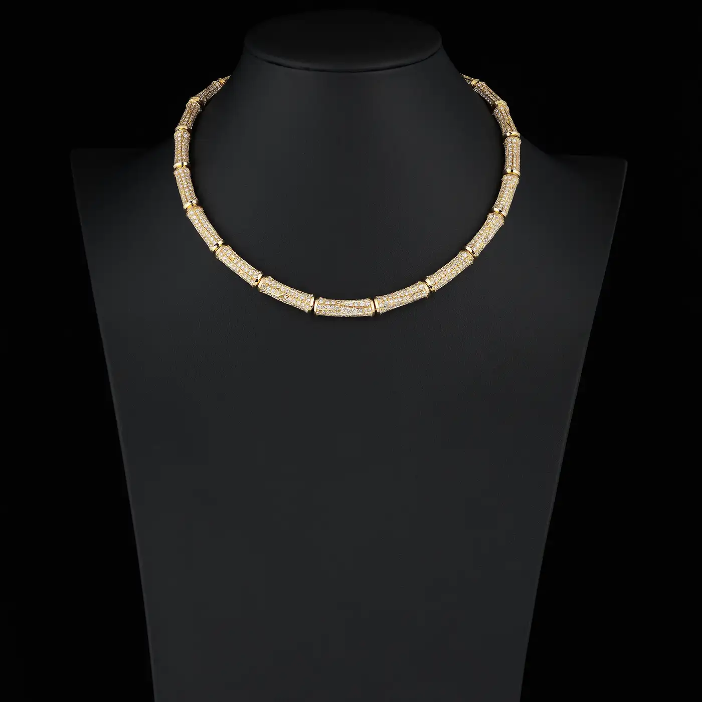 Cartier-26cts-Diamond-Bamboo-Suite-in-18K-Gold-Necklace-and-Earrings-7.webp