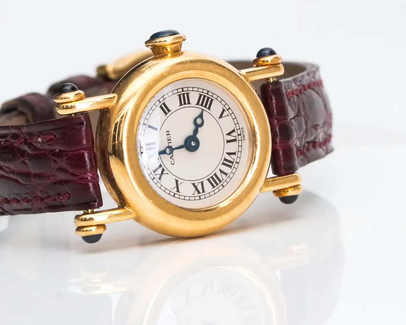 Cartier-Diabolo-18-Karat-Yellow-Gold-Quartz-Wristwatch-1980s-4.webp