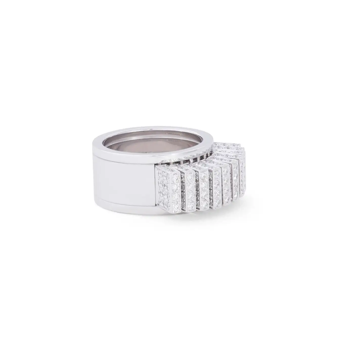 Cartier-Paillettes-White-Gold-Diamond-Ring-5.webp