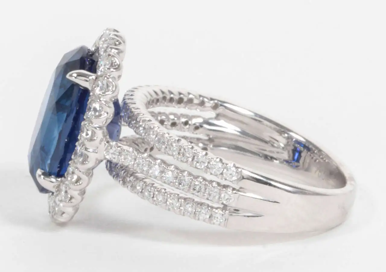 Certified-Royal-Blue-Sapphire-Diamond-Ring-4.webp