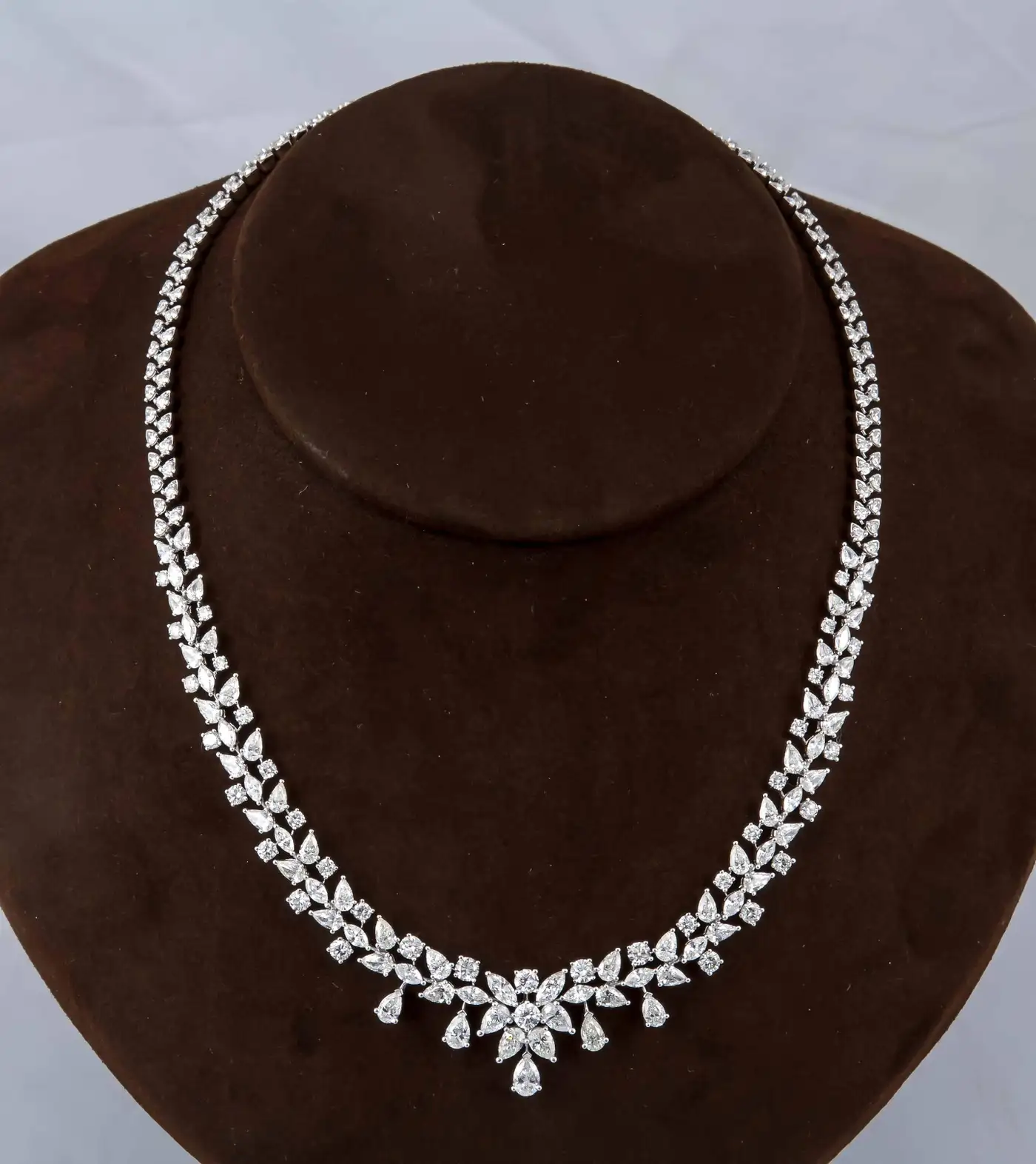 Classic-Diamond-Necklace-For-Sale-3.webp