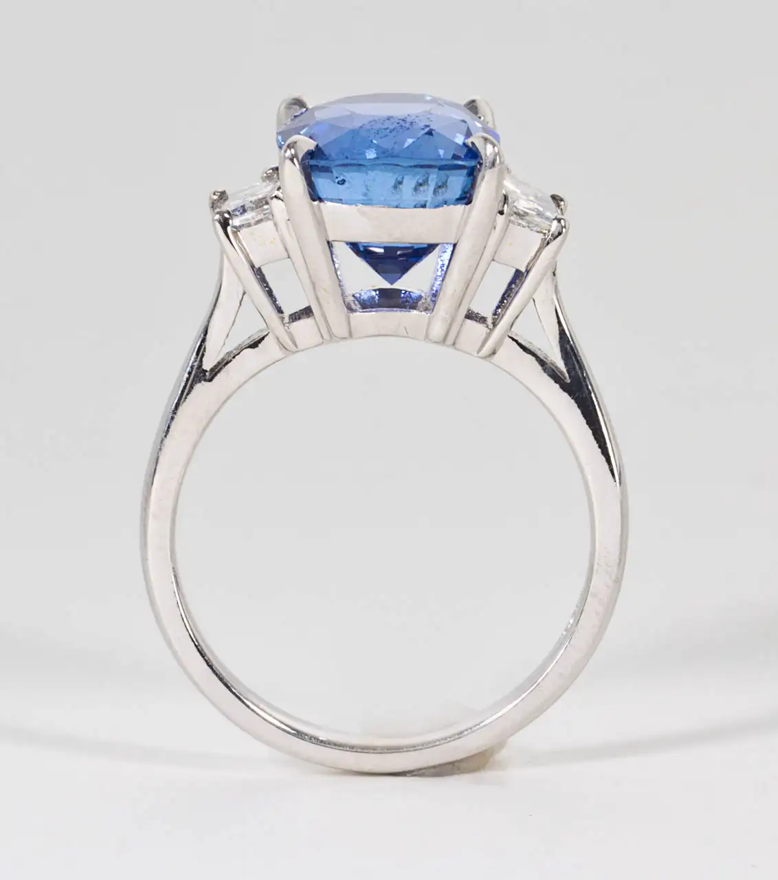Cushion-Cut-Blue-Sapphire-Diamond-Gold-Ring-GIA-Certified-8.04-Carat-2.webp