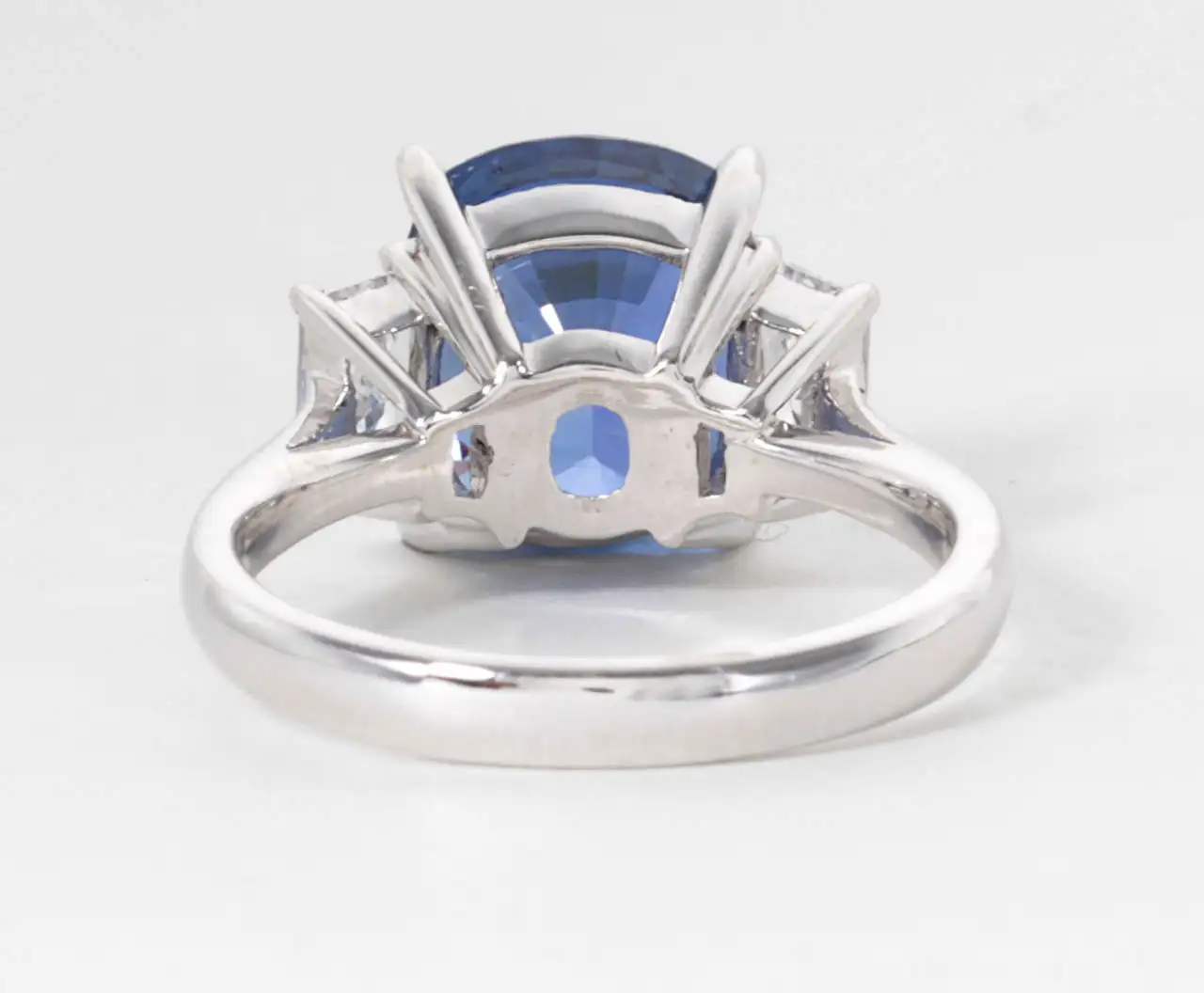 Cushion-Cut-Blue-Sapphire-Diamond-Gold-Ring-GIA-Certified-8.04-Carat-4.webp