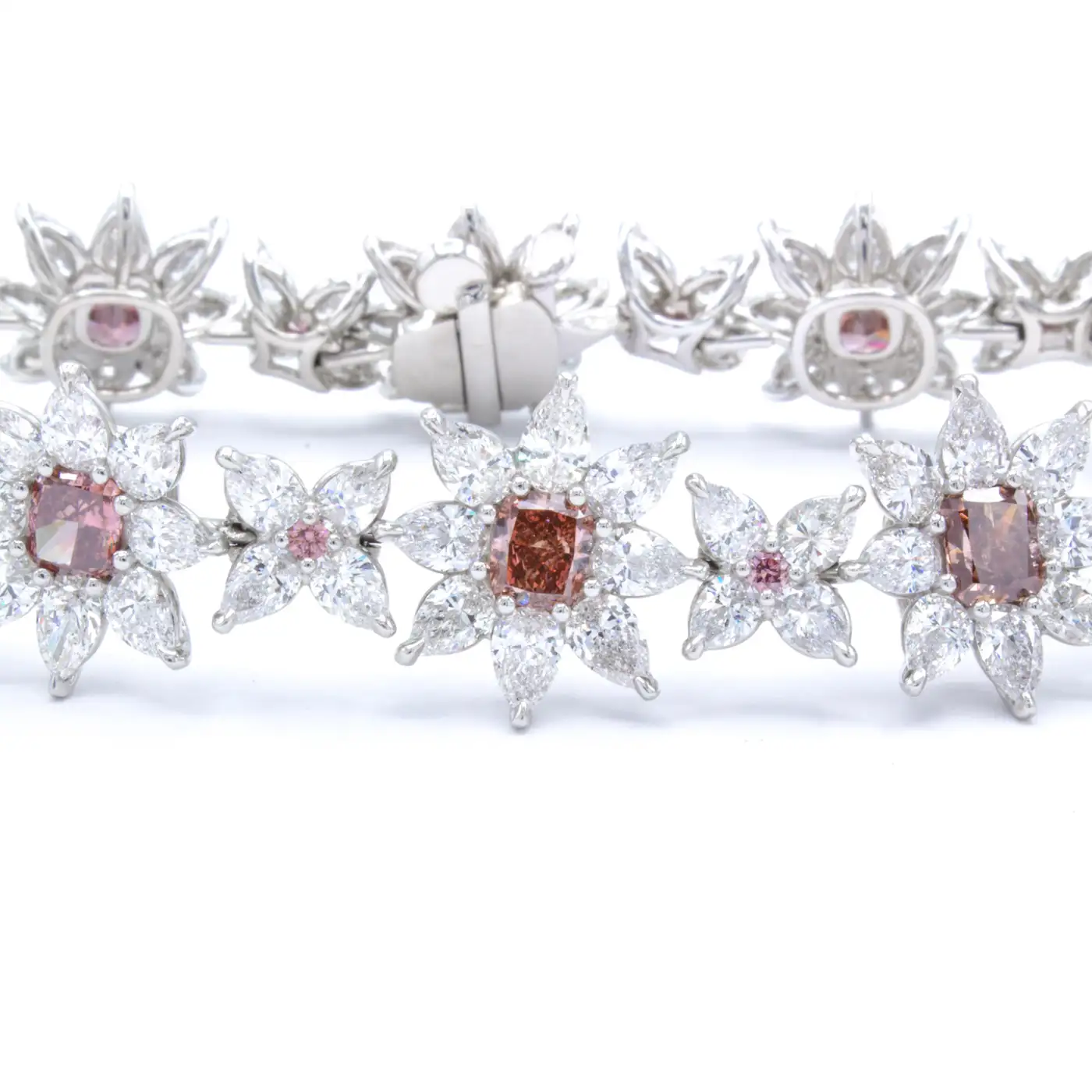 David-Rosenberg-13-Carat-Fancy-Deep-PinkOrangy-Pink-Argyle-GIA-Diamond-Bracelet-4.webp