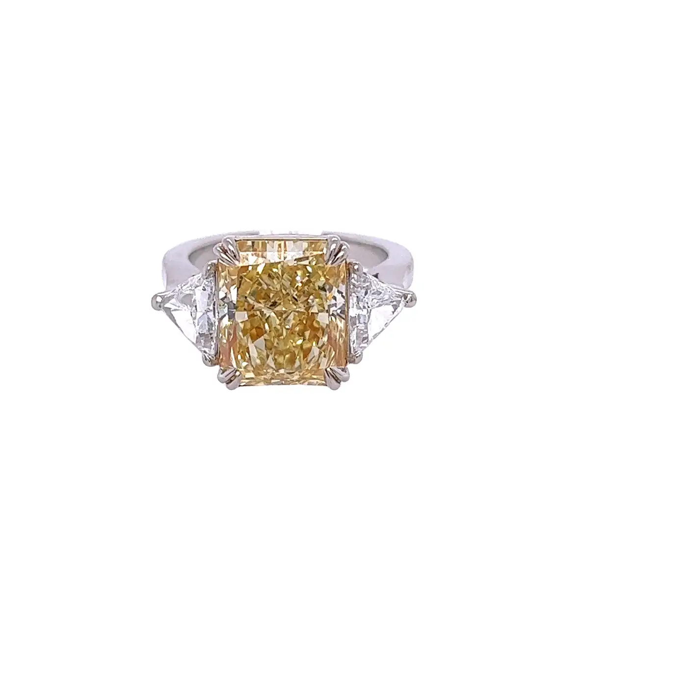 David-Rosenberg-5.68-ct-Fancy-Light-Yellow-Radiant-GIA-Diamond-Engagement-Ring-8.webp