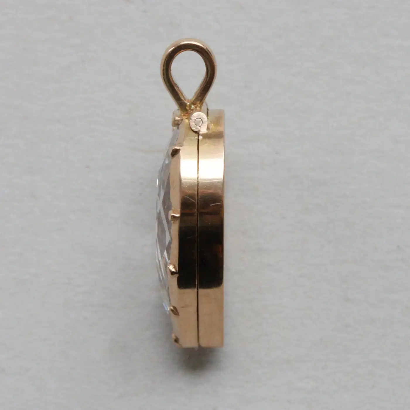 Diamond-and-Gold-Locket-Pendant-For-Sale-6.webp