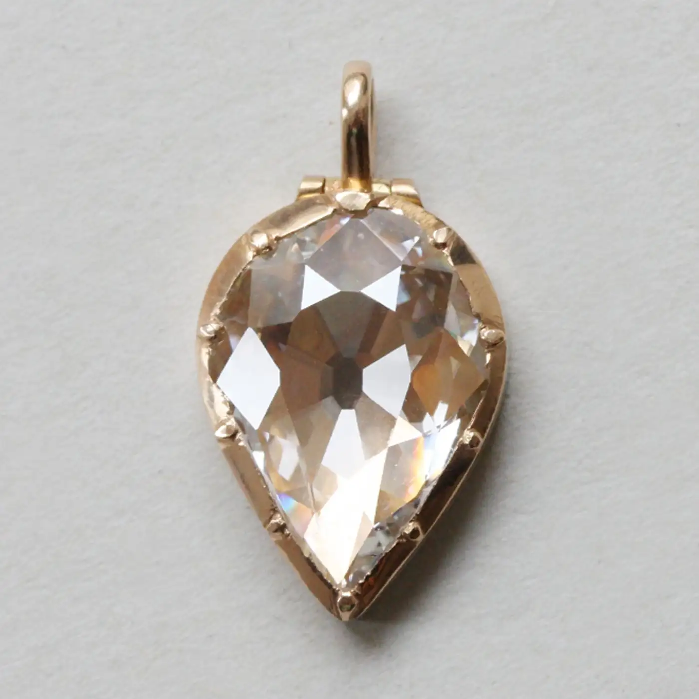 Diamond-and-Gold-Locket-Pendant-For-Sale-7.webp