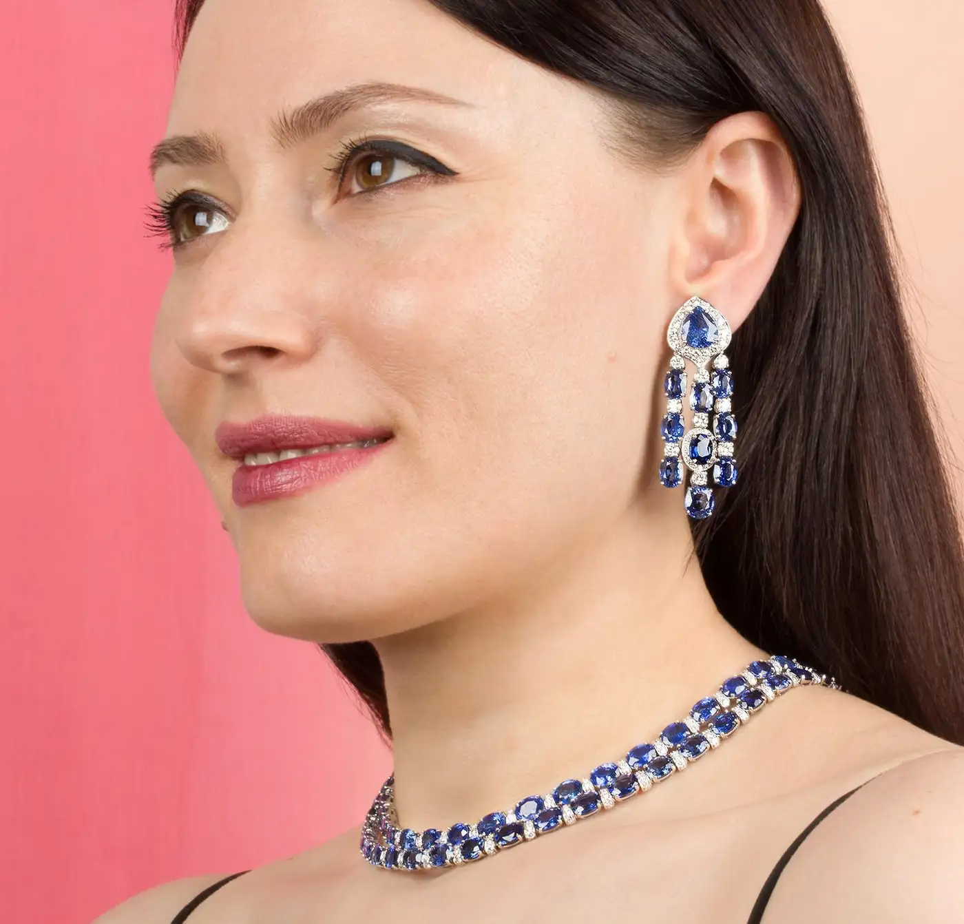Ella-Gafter-Blue-Sapphire-Diamond-Necklace-Earrings-12.webp