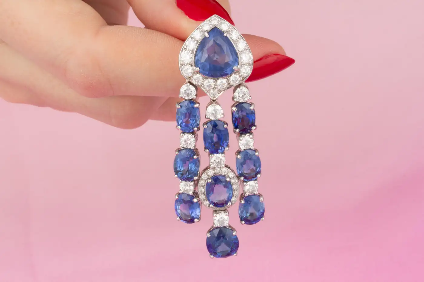 Ella-Gafter-Blue-Sapphire-Diamond-Necklace-Earrings-4.webp