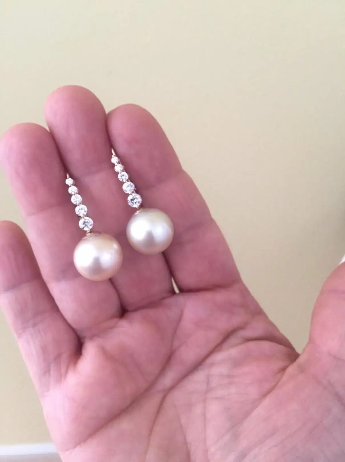 Estate-South-Sea-Pearl-Diamond-Drop-Earrings-4.webp