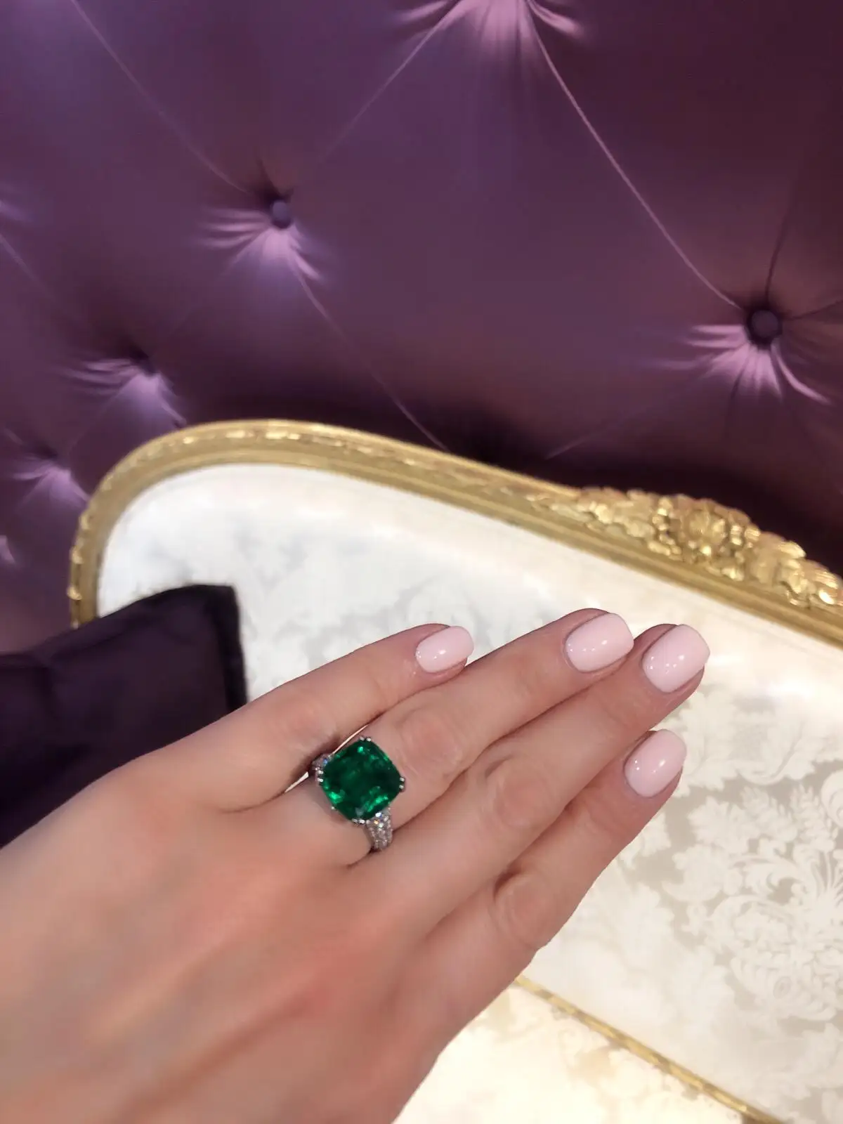 Faberge-Collection-Three-Colours-of-Love-Gubelin-Cert-8.27-Carat-Emerald-Ring-4.webp