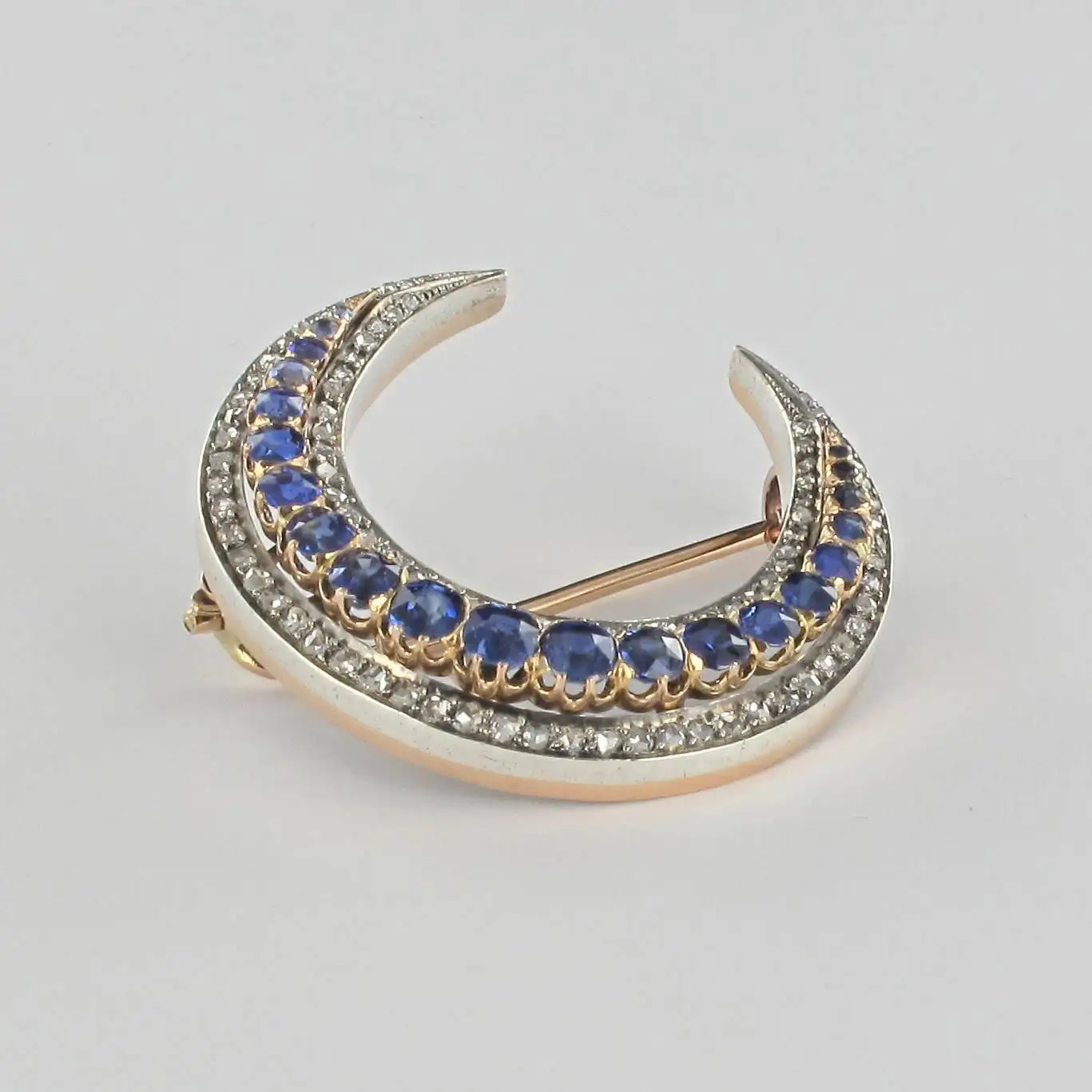 French-Napoleon-3-Antique-Crescent-Moon-Sapphire-Diamond-Brooch-5.webp