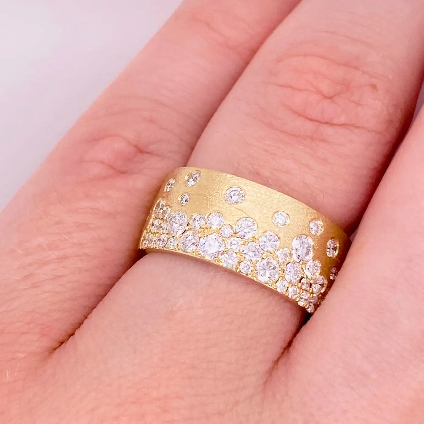 Galaxy-Diamond-Ring-1.00-Carat-14-Karat-Yellow-Gold-Confetti-Flush-Cigar-Band-4.webp