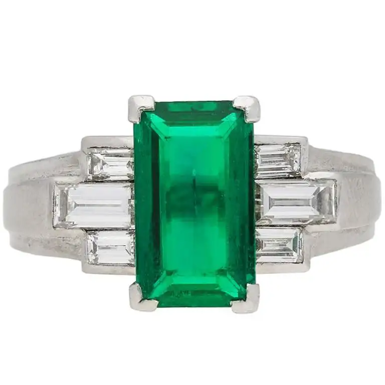 Gubelin-Colombian-Natural-Unenhanced-emerald-and-diamond-ring-circa-1943-8.webp