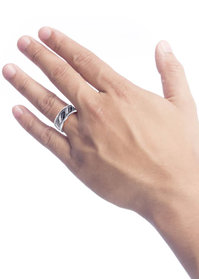 Hand-Woven-Mens-Engagement-Ring20.webp