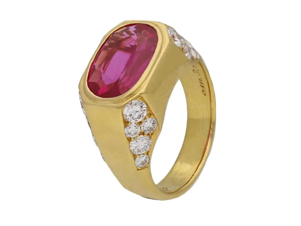 Natural-Unenhanced-Burmese-Ruby-Diamond-Ring-by-Bulgari-circa-1970s-6.webp