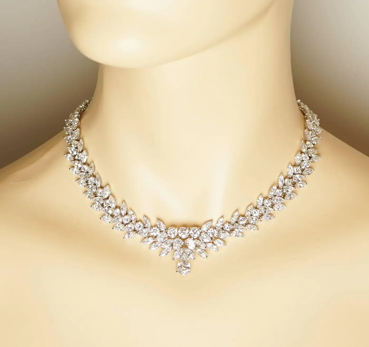 Platinum-Estate-54.84-Carat-Diamond-Necklace-2.webp