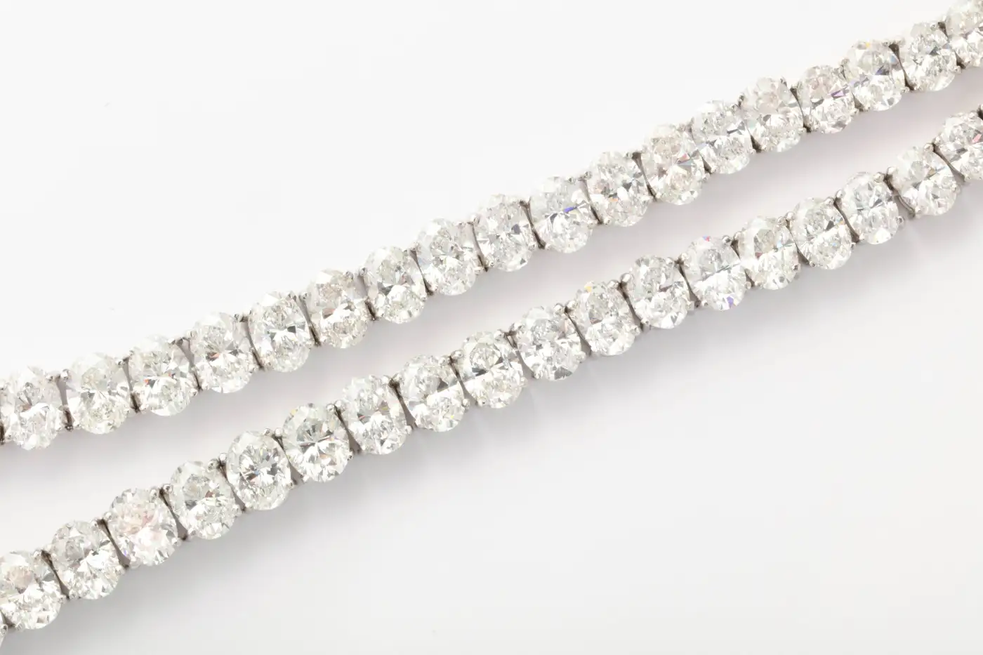 Rare-Oval-Diamond-Platinum-Necklace-3.webp