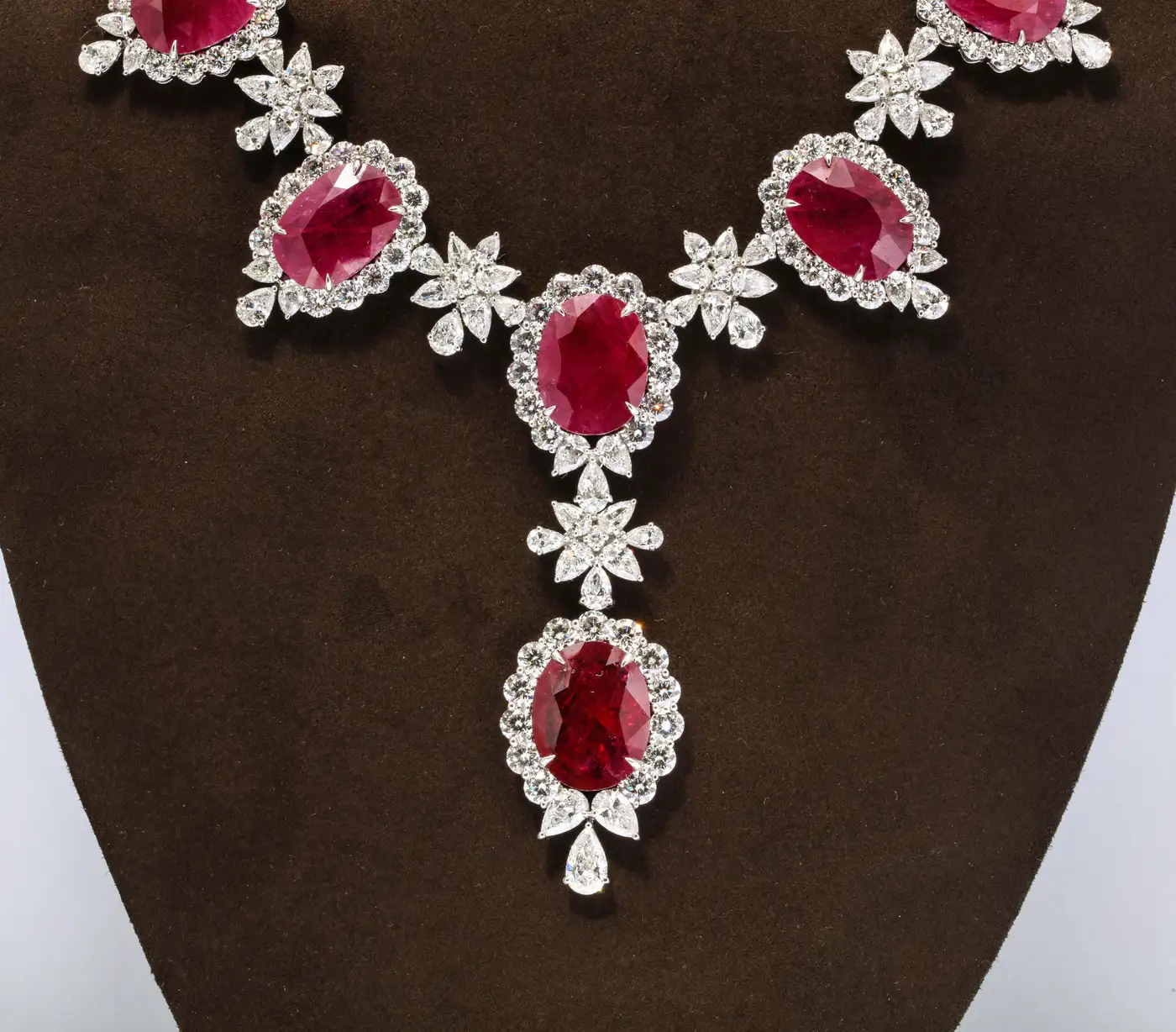 Ruby-and-Diamond-Necklace-For-Sale-3.webp