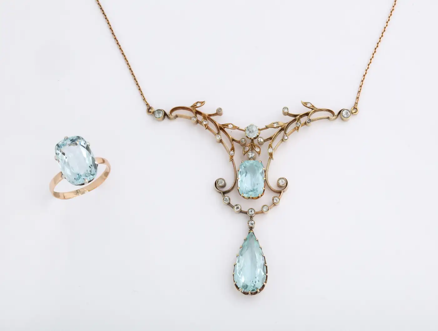 Russian-Art-Nouveau-Aquamarine-Necklace-and-Ring-St.-Petersburg-c.-1910-4.webp