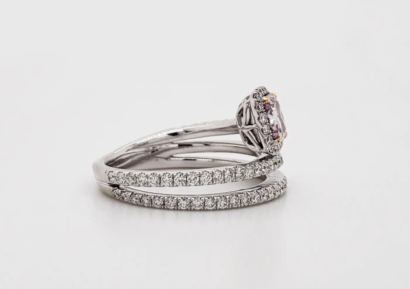 Scarselli-Fancy-Purple-Pink-1.00-carat-Radiant-Cut-Diamond-Engagement-Ring-7.webp